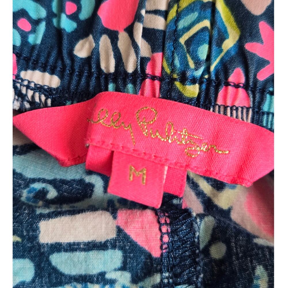Lilly Pulitzer Callahan Shorts Size Medium Blue Pink Tropical Print Flat Front - Picture 4 of 6
